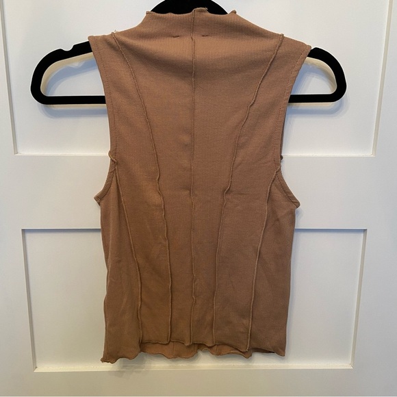 Dynamite Beige Funnel Neck Tank Top - Picture 4 of 8